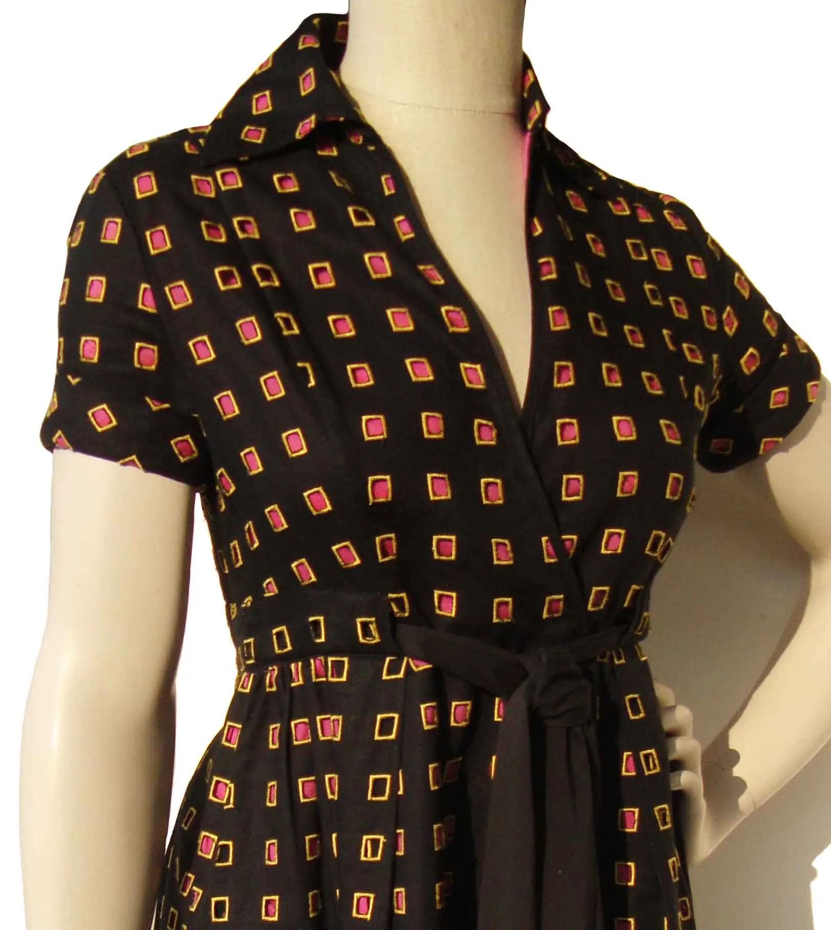 Diane Von Furstenberg Dress Black Pink Mini Windowpane S / M