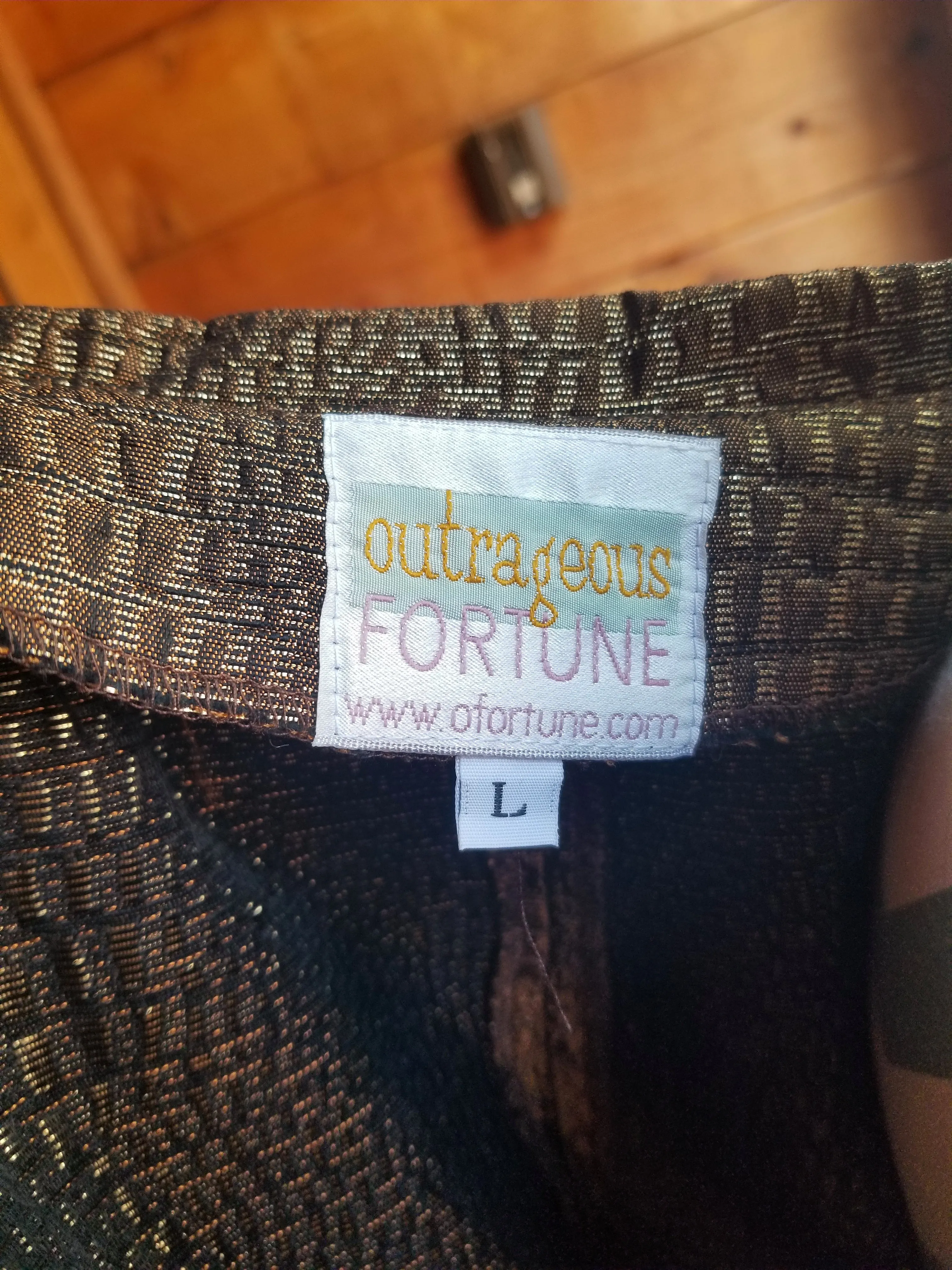 LARGE UNIQUE COLOR CHANGING JACKET WITH BEAUTIFUL BUTTONS