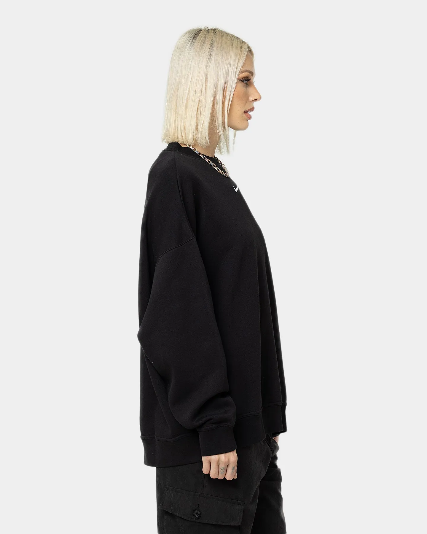 Nike Women's Sportswear Collection Essentials Over-Oversized Fleece Crewneck Black/White