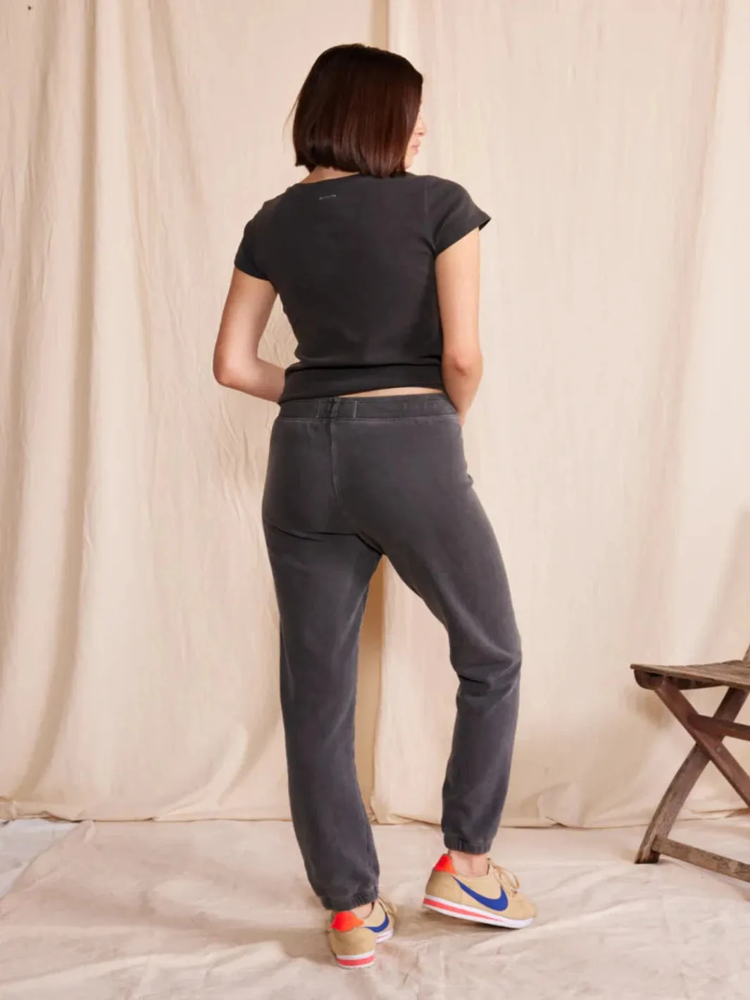 PEOPLE OF LEISURE - Varsity Sweatpant