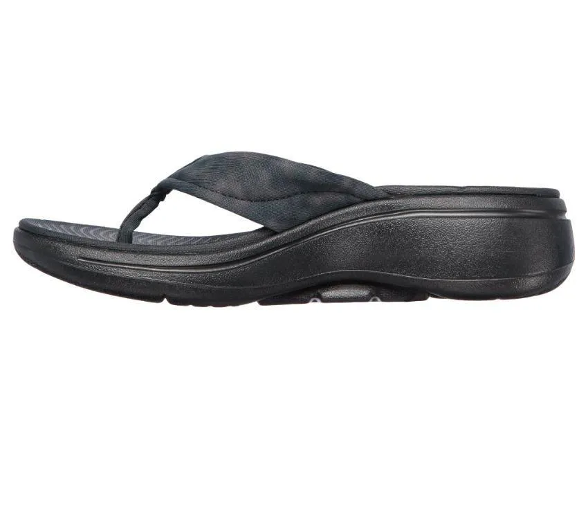 SKECHERS WOMEN'S SKECHERS GOWALK ARCH FIT ASTOUND - BLACK/BLACK
