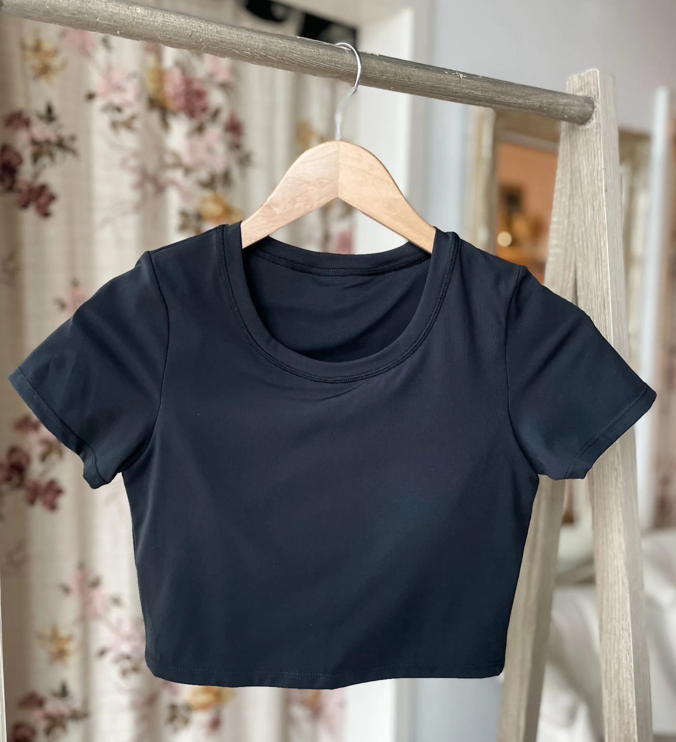 Tori Cropped Tee - Black